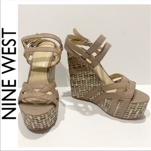 Brand New Nine West Grey “Bardough” Wedges sz 9